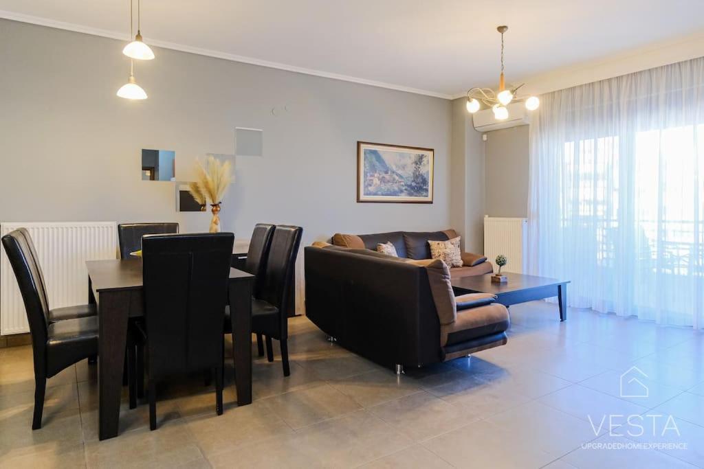 Early Bird 2-bdrm Apartment, Vesta Philoxenia Apartment
