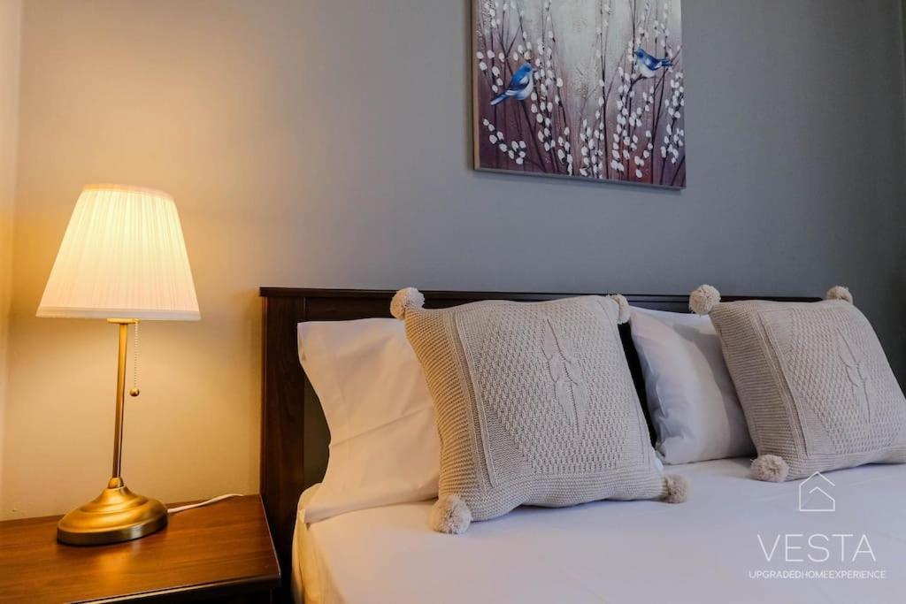 Early Bird 2-bdrm Apartment, Vesta Philoxenia