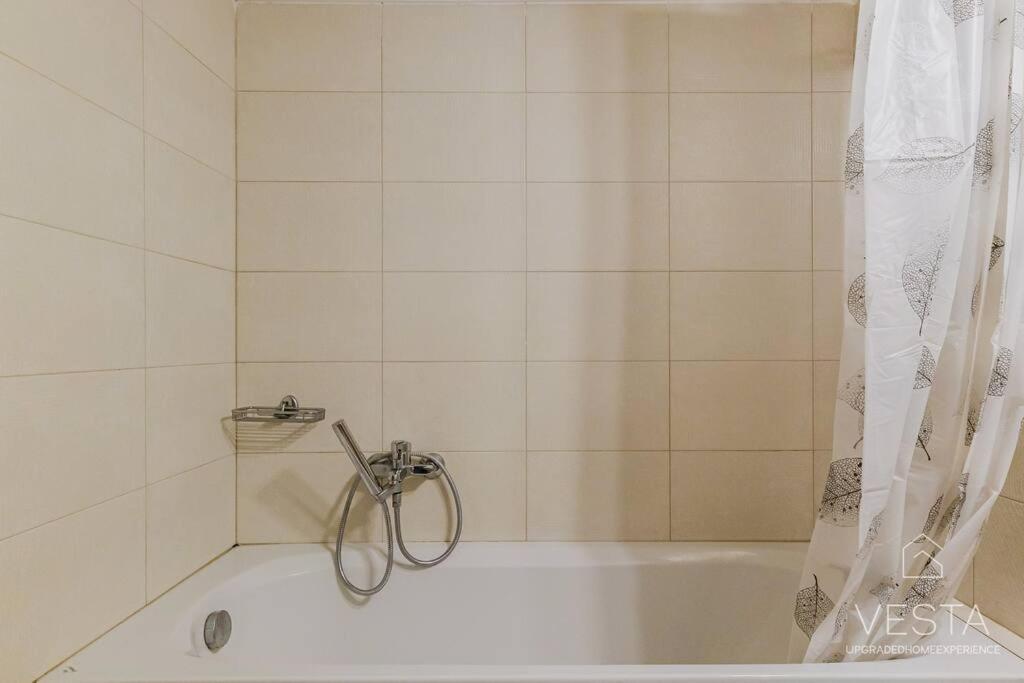 Early Bird 2-bdrm Apartment, Vesta Philoxenia *