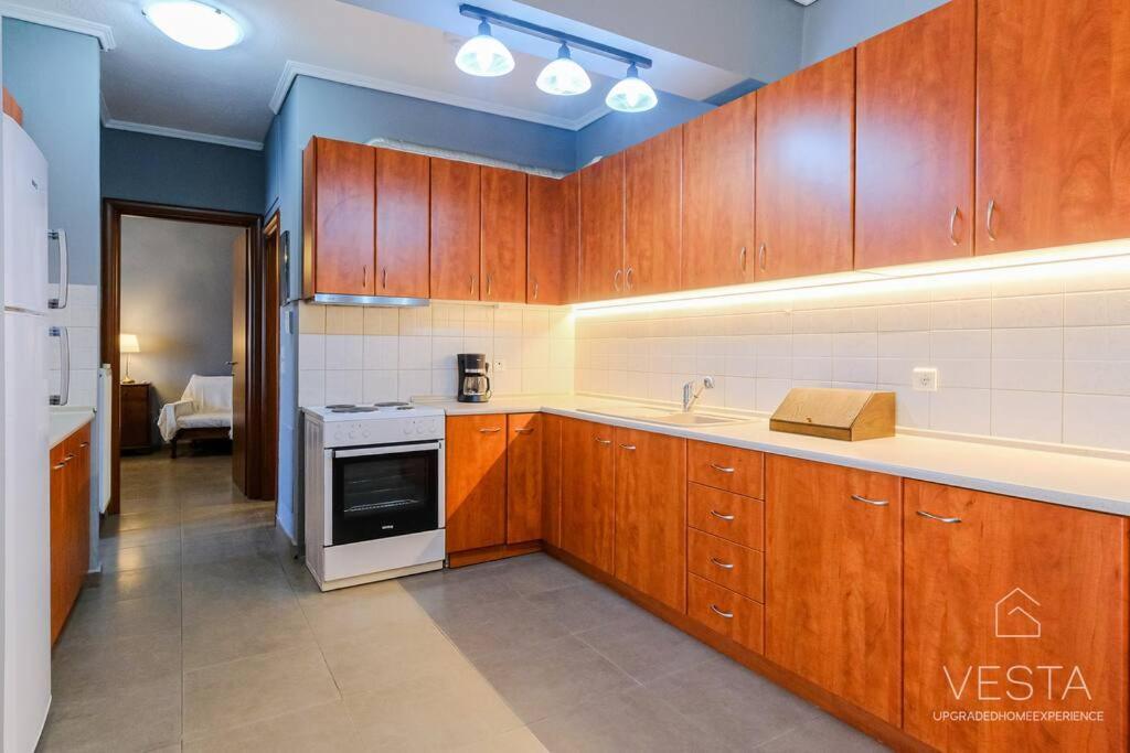 Apartment Early Bird 2-bdrm Apartment, Vesta Philoxenia *